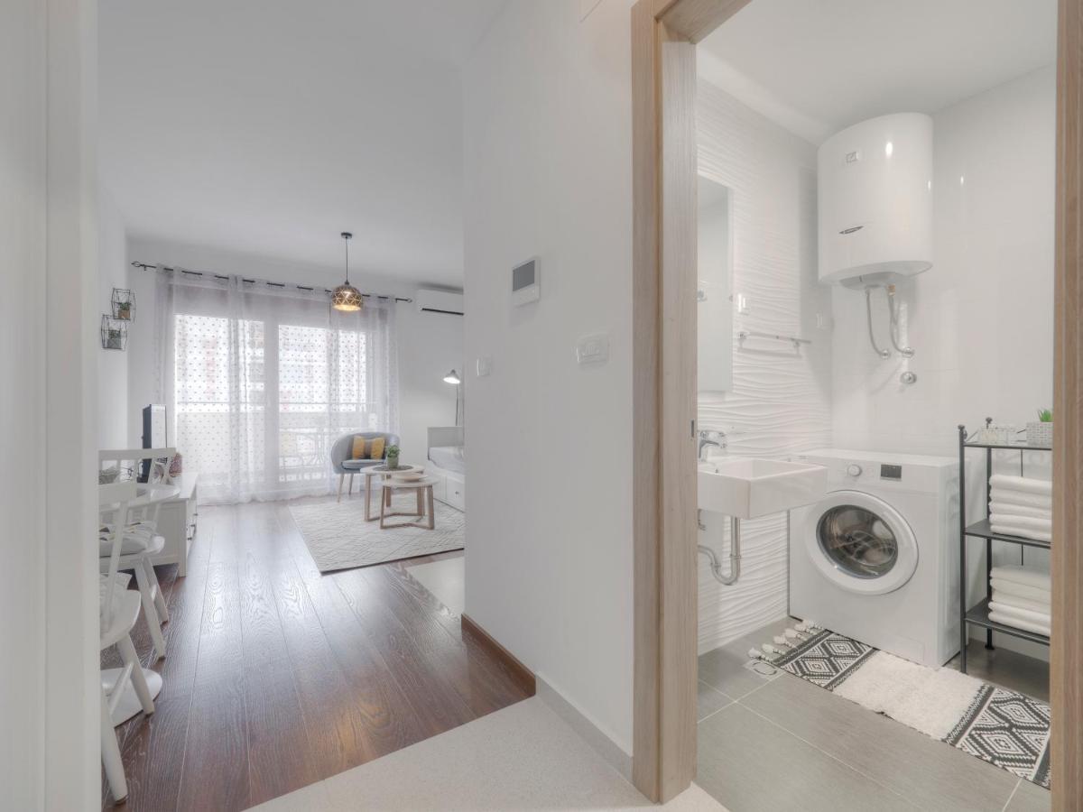 Cozy Studio Apartment Mila Podgorica Buitenkant foto
