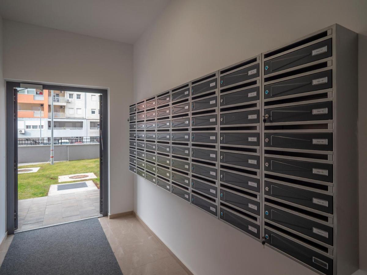 Cozy Studio Apartment Mila Podgorica Buitenkant foto